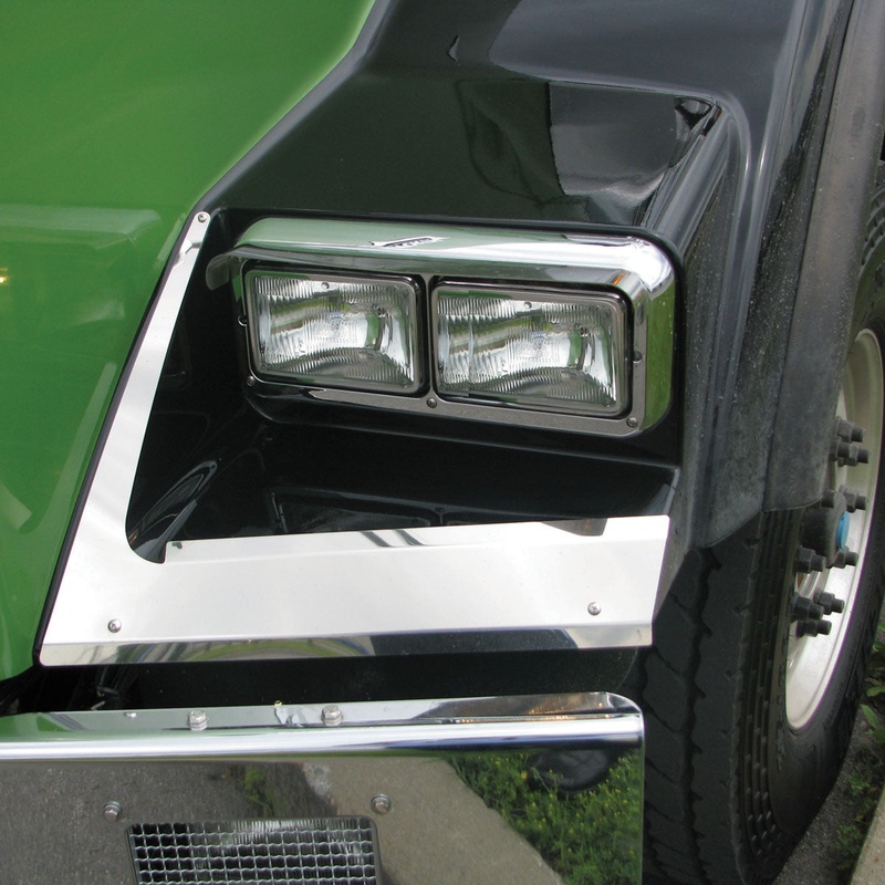 Trux Accessories (737) TK-1205 Kenworth - T800 - Fender Guard (1999-2007)